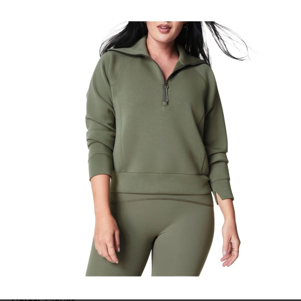Spanx Women's Spanx AirEssentials 1/2 Zip Pullover,
Clover, 2X
